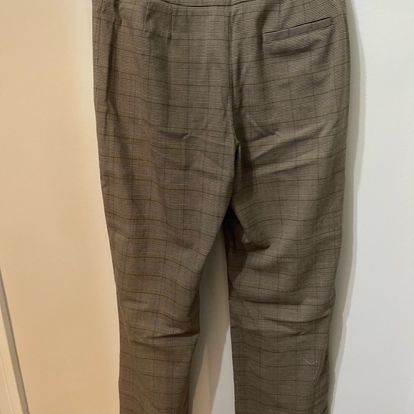 J. Jill Trouser Pants with button detail at ankle - Picture 2 of 5